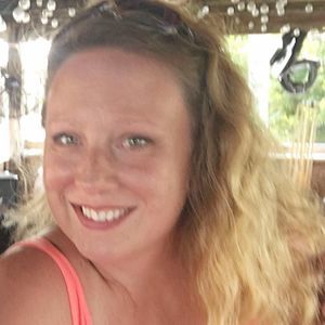 Meet your Posher, Latisha